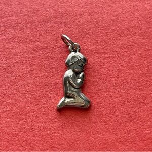 NEW Retired James Avery Child at Prayer Charm